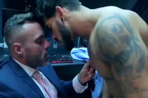 Hawt gay Pietro Duarte likes nailing