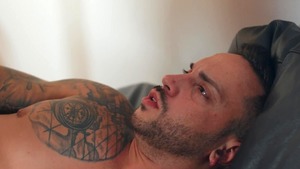DrillMyHole - Muscle & tattooed Tony Carusso masturbation